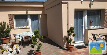 Tulipán apartman külső képek